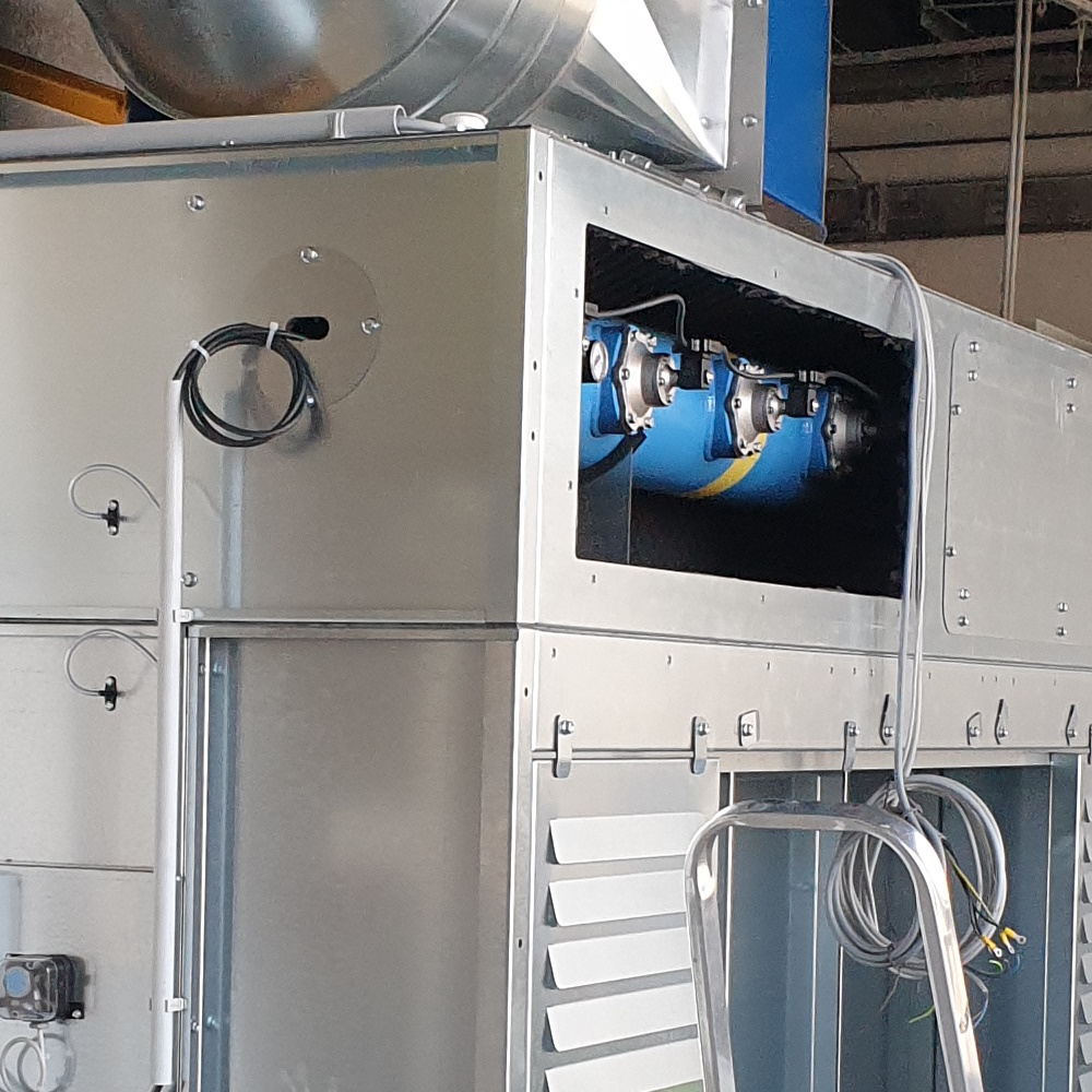 Usisni filtracijski zid za plastifikaciju i nanošenje boje u prahu u industrijskoj lakirnici