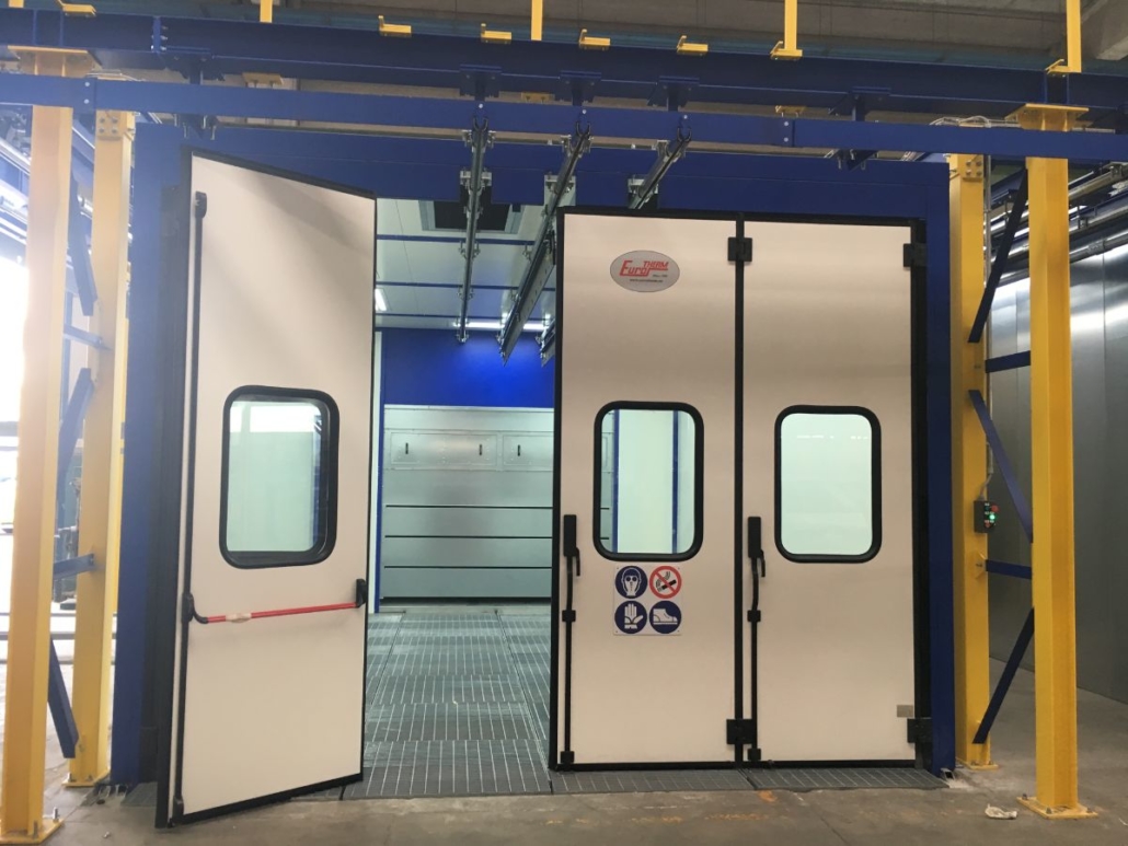 Ručna kabina za pranje metalnih dijelova s visokotlačnim peračem i zatvorenim ciklusom tekućine